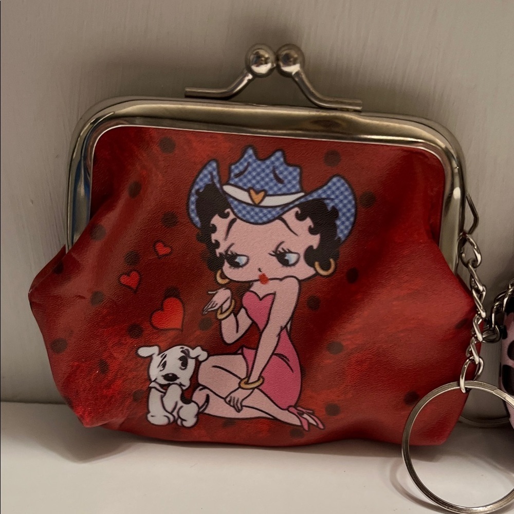 Pick (1) BB Kiss Lock Coin Purse - Picture 5 of 10
